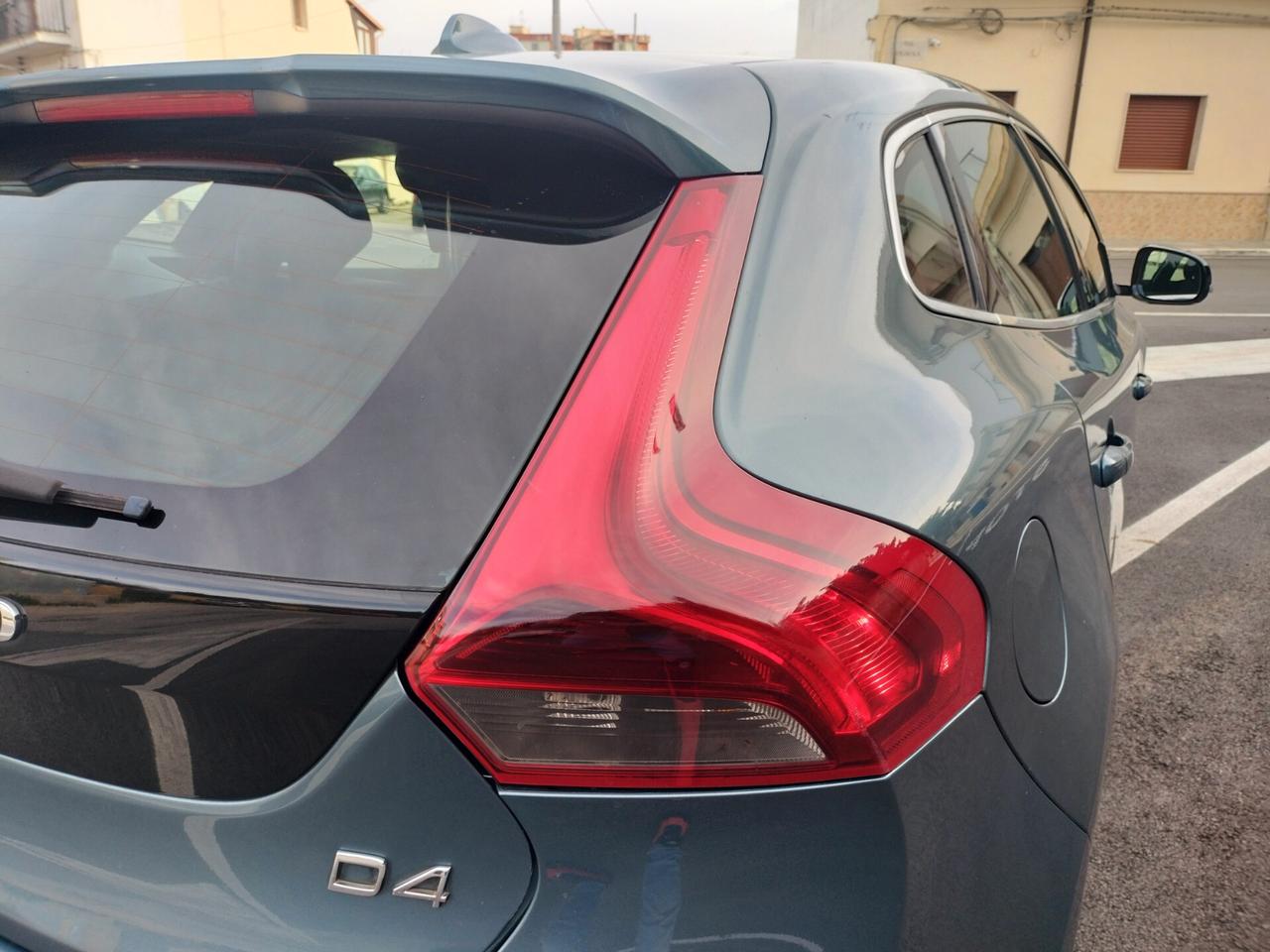 Volvo V40 D4 Summum