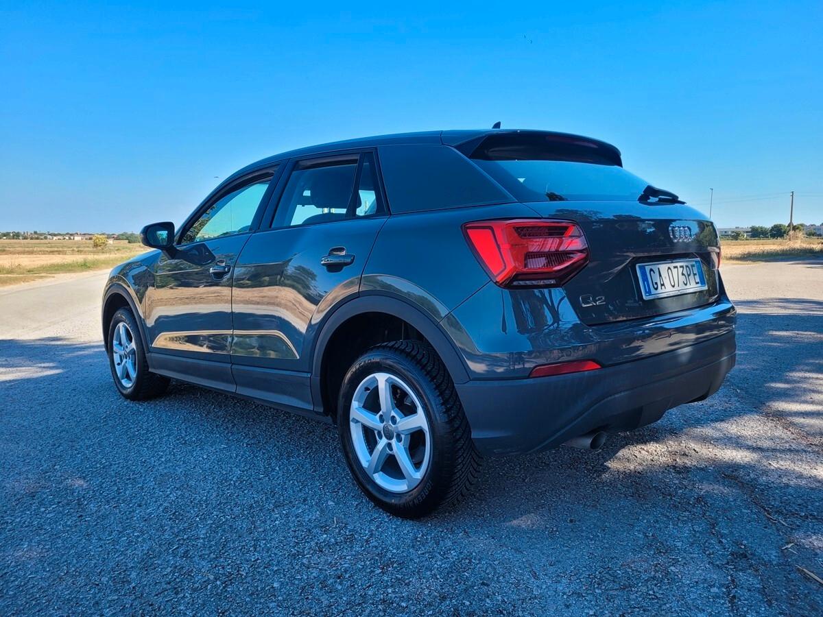 Audi Q2 30 TDI S tronic Business