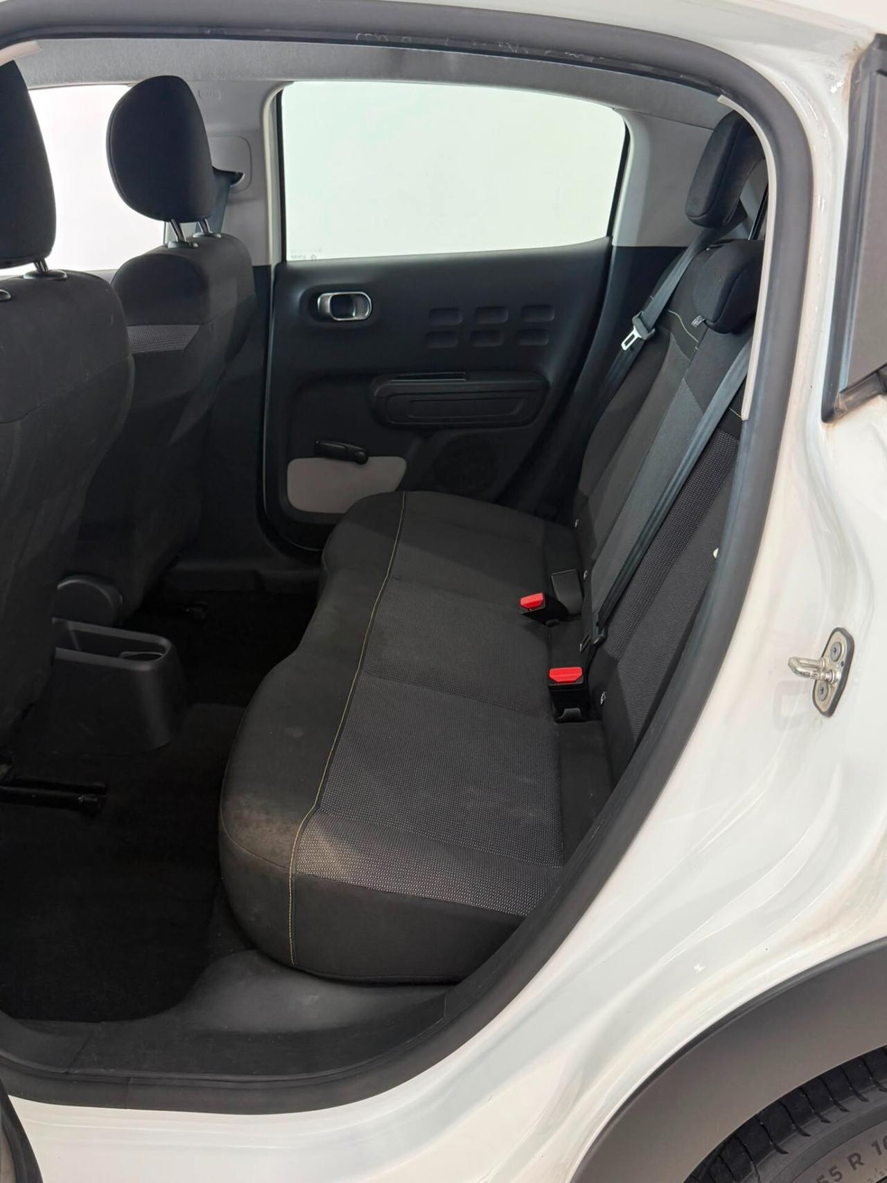 Citroen C3 1.2 shine 83CV anno 2022 90.000km
