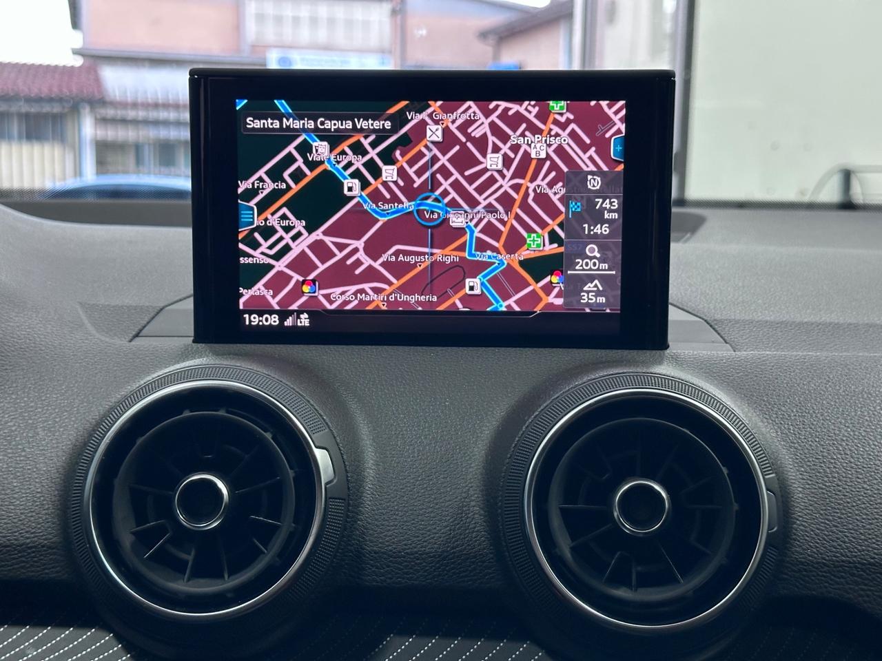 Audi Q2 30 TDI S tronic line Edition