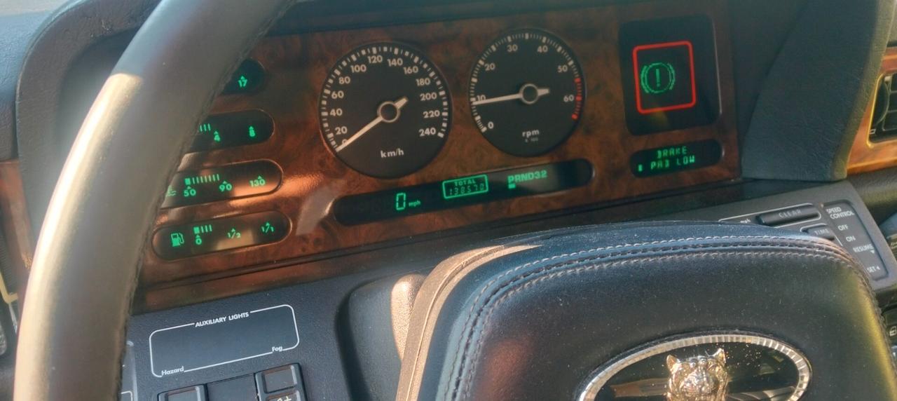 Jaguar XJ Sovereign 3.6