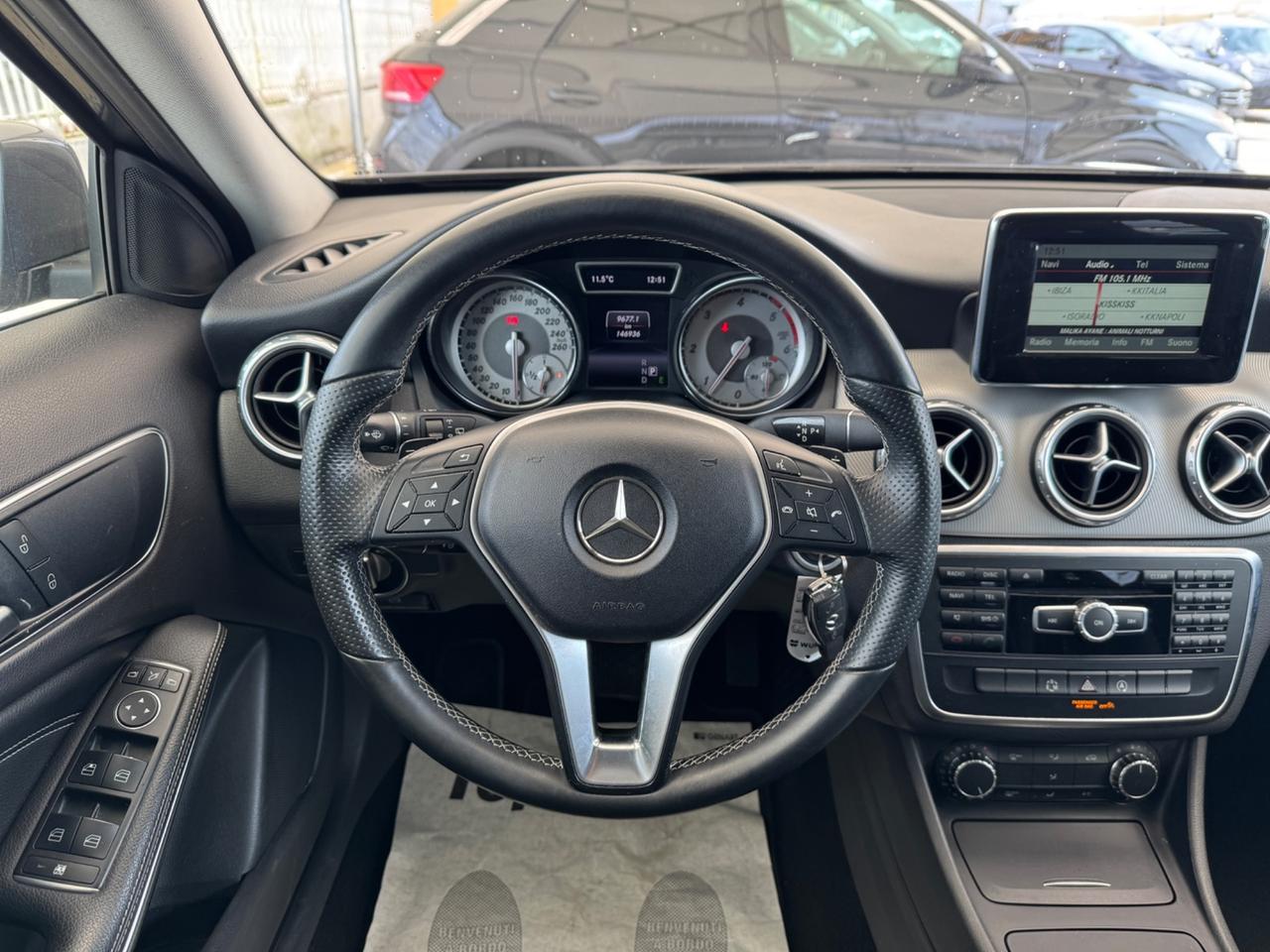 MERCEDES-BENZ GLA 200 CDI AUT. SPORT - MY15