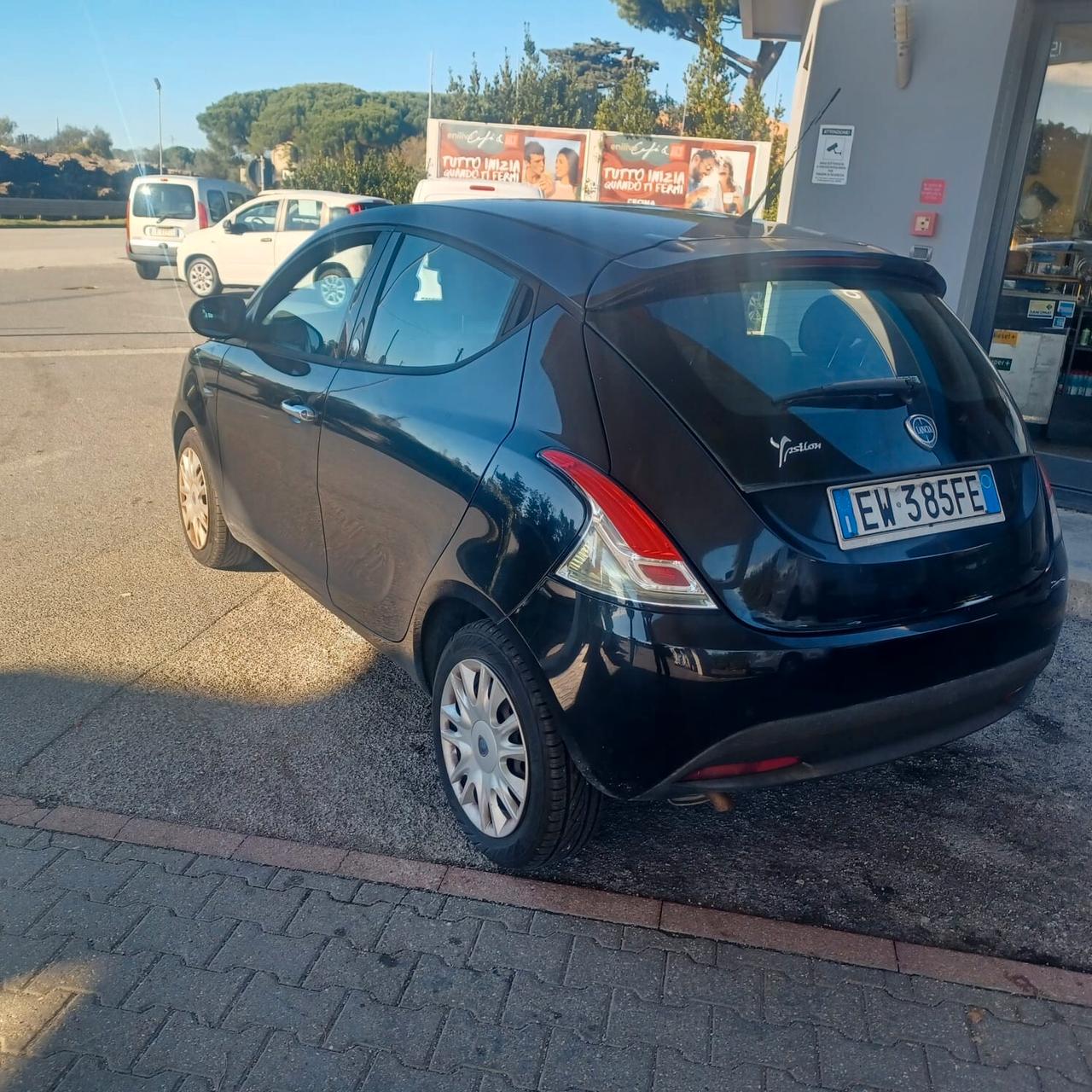 INDISTRUTTIBILE LANCIA Y 1.2 GPL NEOPATENTATI