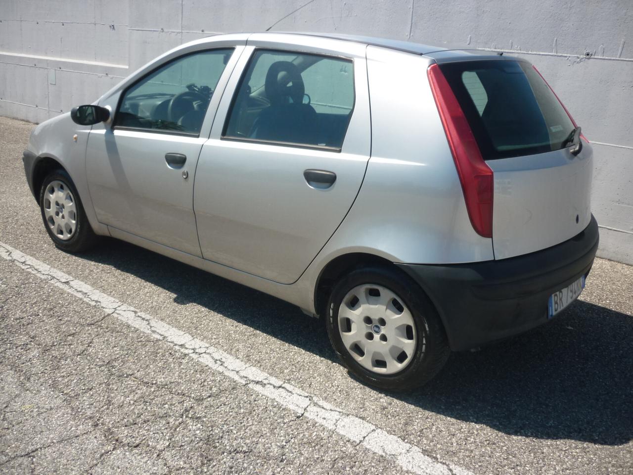 Fiat Punto 1.2i cat 5 porte EL