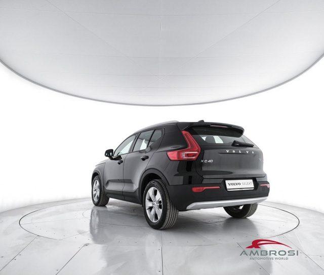 VOLVO XC40 T3 Geartronic Momentum