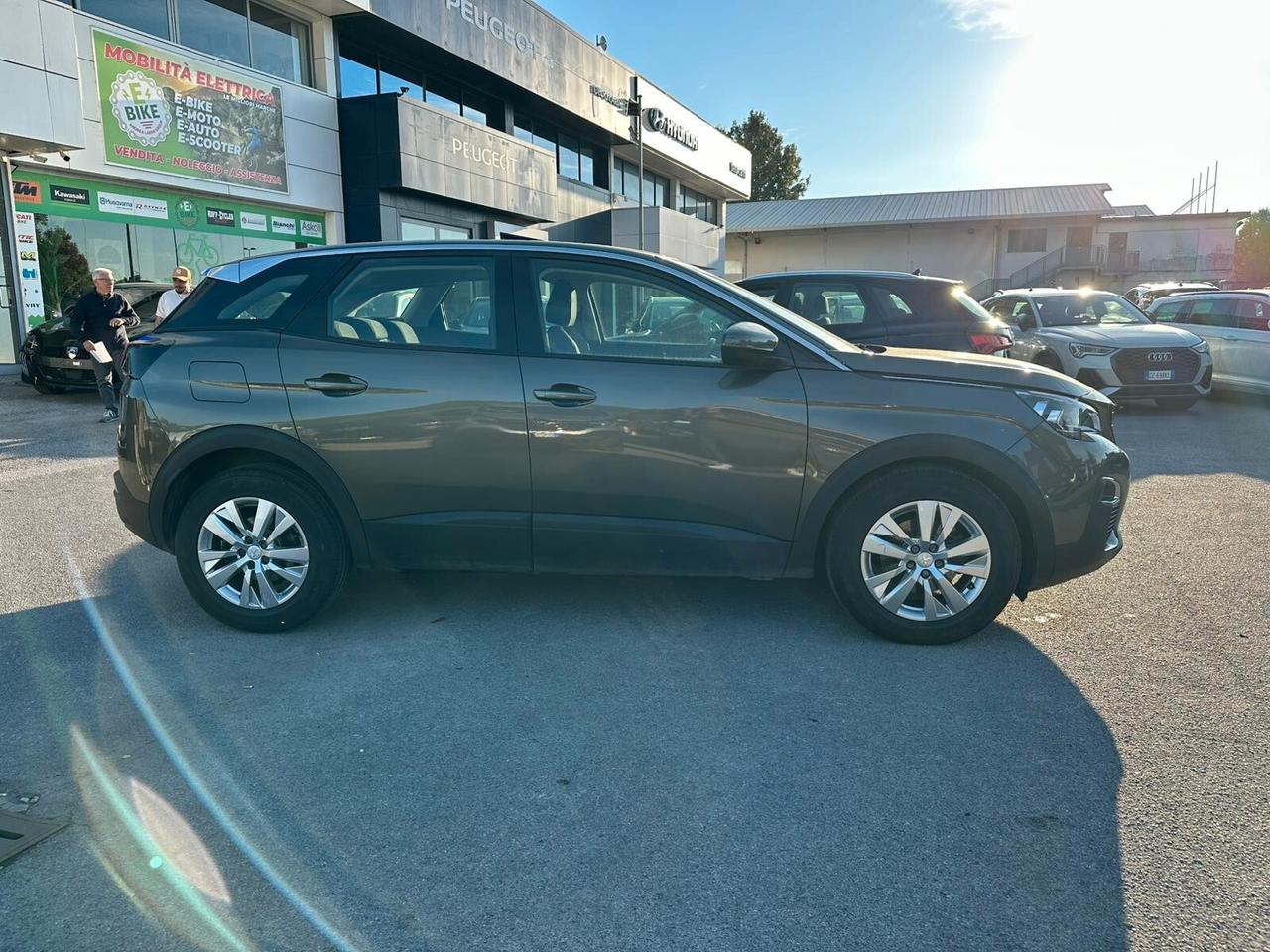 Peugeot 3008 BlueHDi 130 S&S Allure