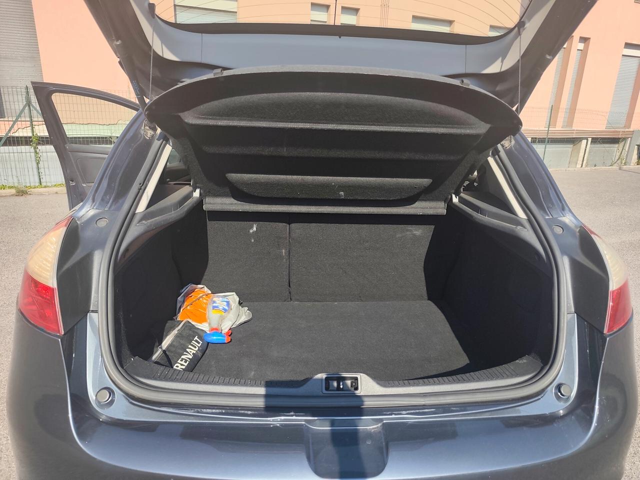 Renault Megane 1.6 Benz euro 4 cinghia fatta