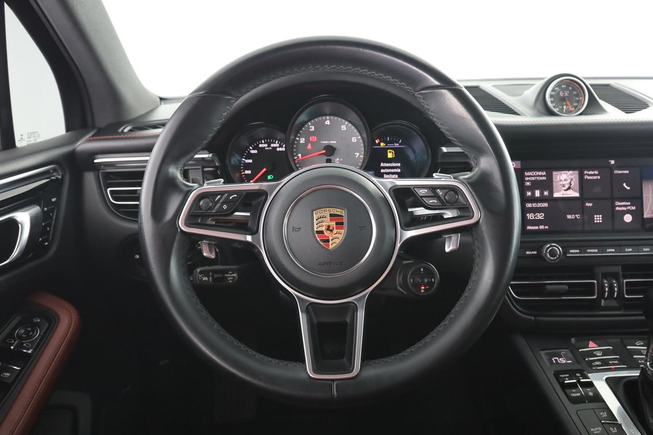 PORSCHE Macan S