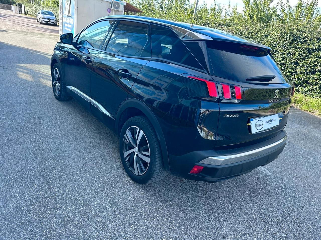Peugeot 3008 BlueHDi 130 S&S EAT8 Active Pack