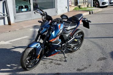 Zontes ZT 125 U SOLO 300KM FARI FULL LED DISPLAY TFT