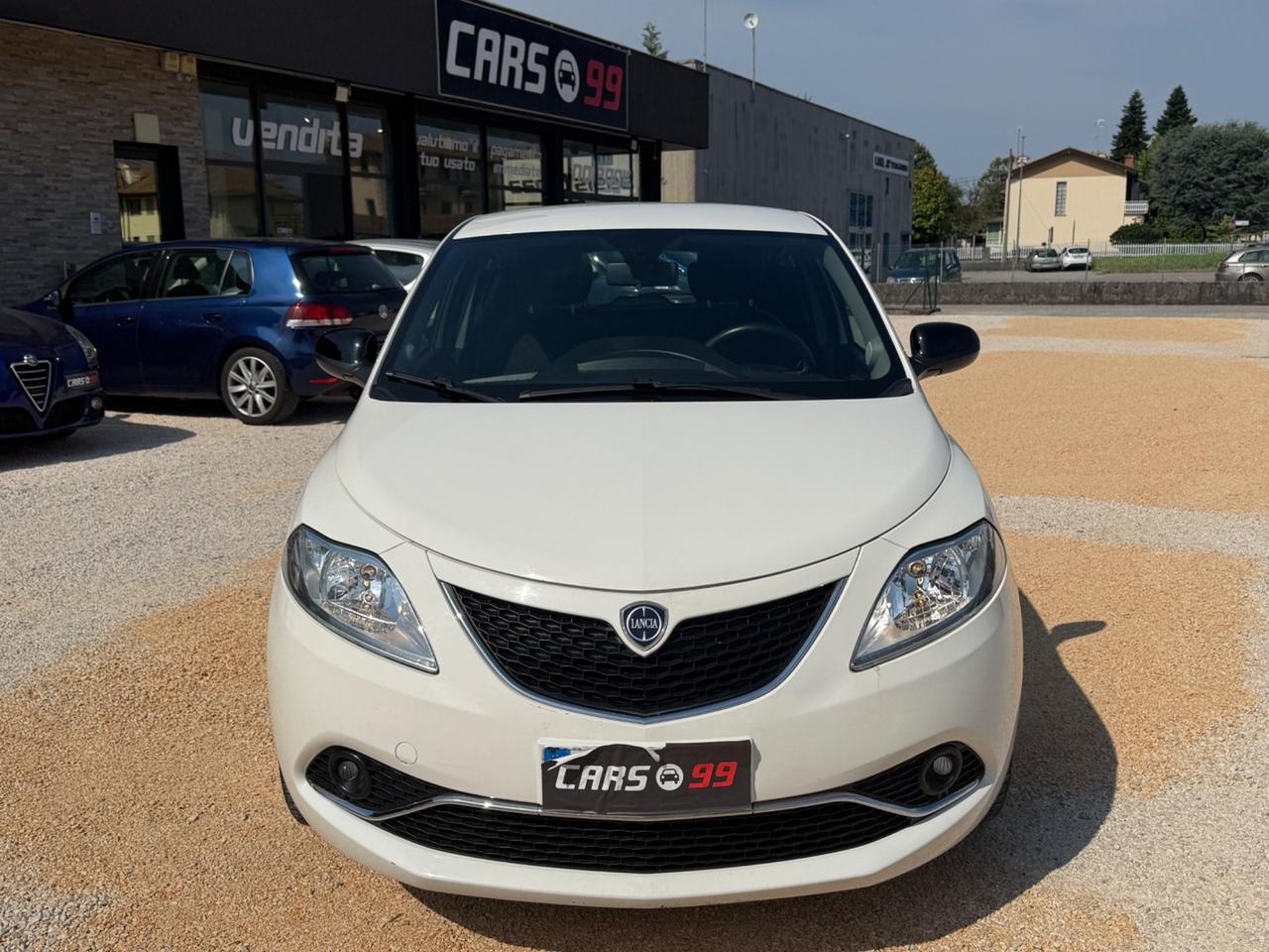 Lancia Ypsilon 1.2 69 CV 5 porte Platinum