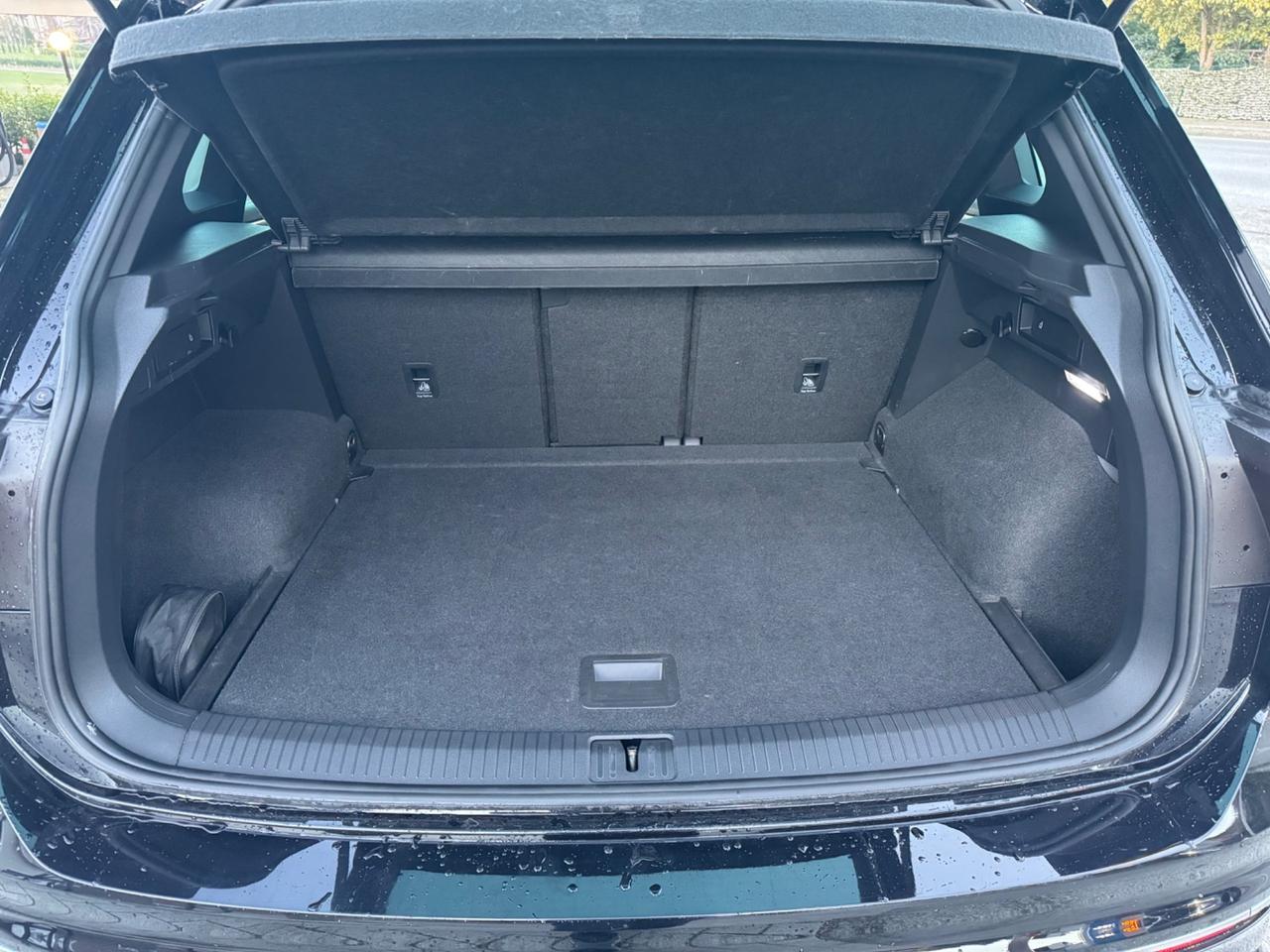 Volkswagen Tiguan 2.0 TDI 4MOTION R-Line