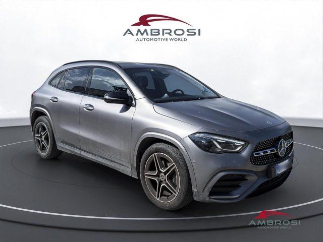 MERCEDES-BENZ GLA 180 180 d AMG Line auto
