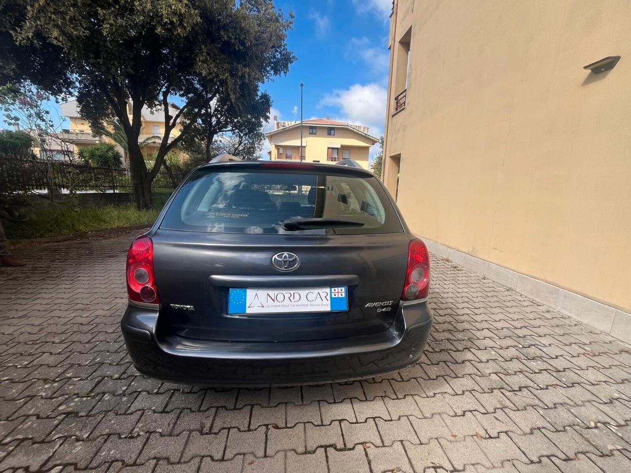 Toyota Avensis 2.2 D-4D 16V Station Wagon