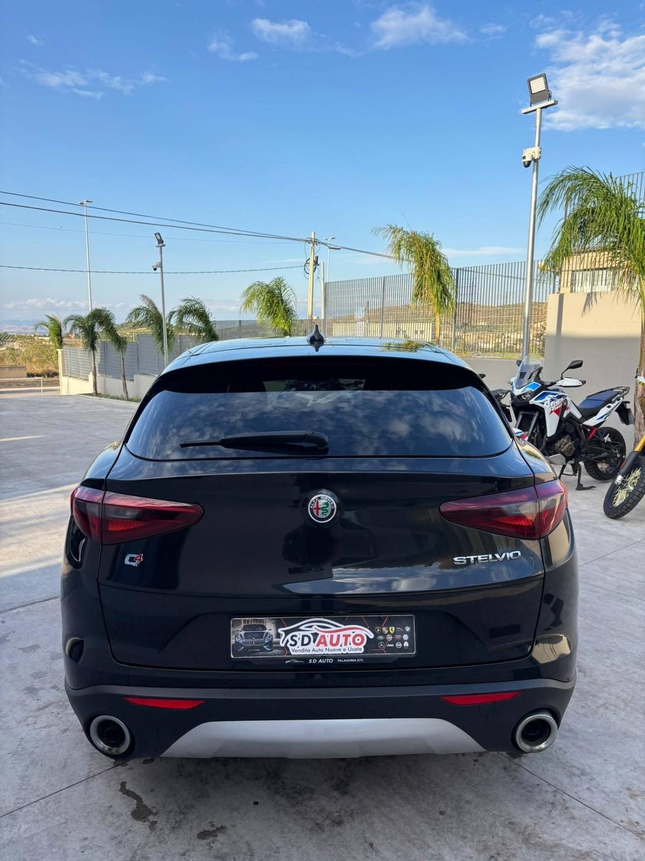 Alfa Romeo Stelvio 2.2 Turbodiesel 190 CV AT8 RWD Executive