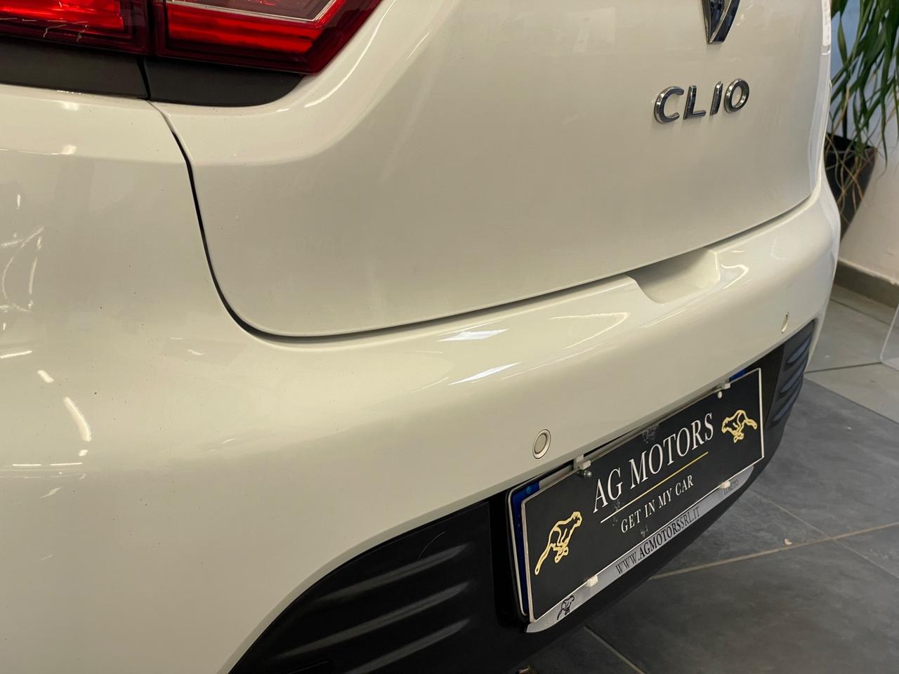 Renault Clio 1.2 75CV 5 porte Zen