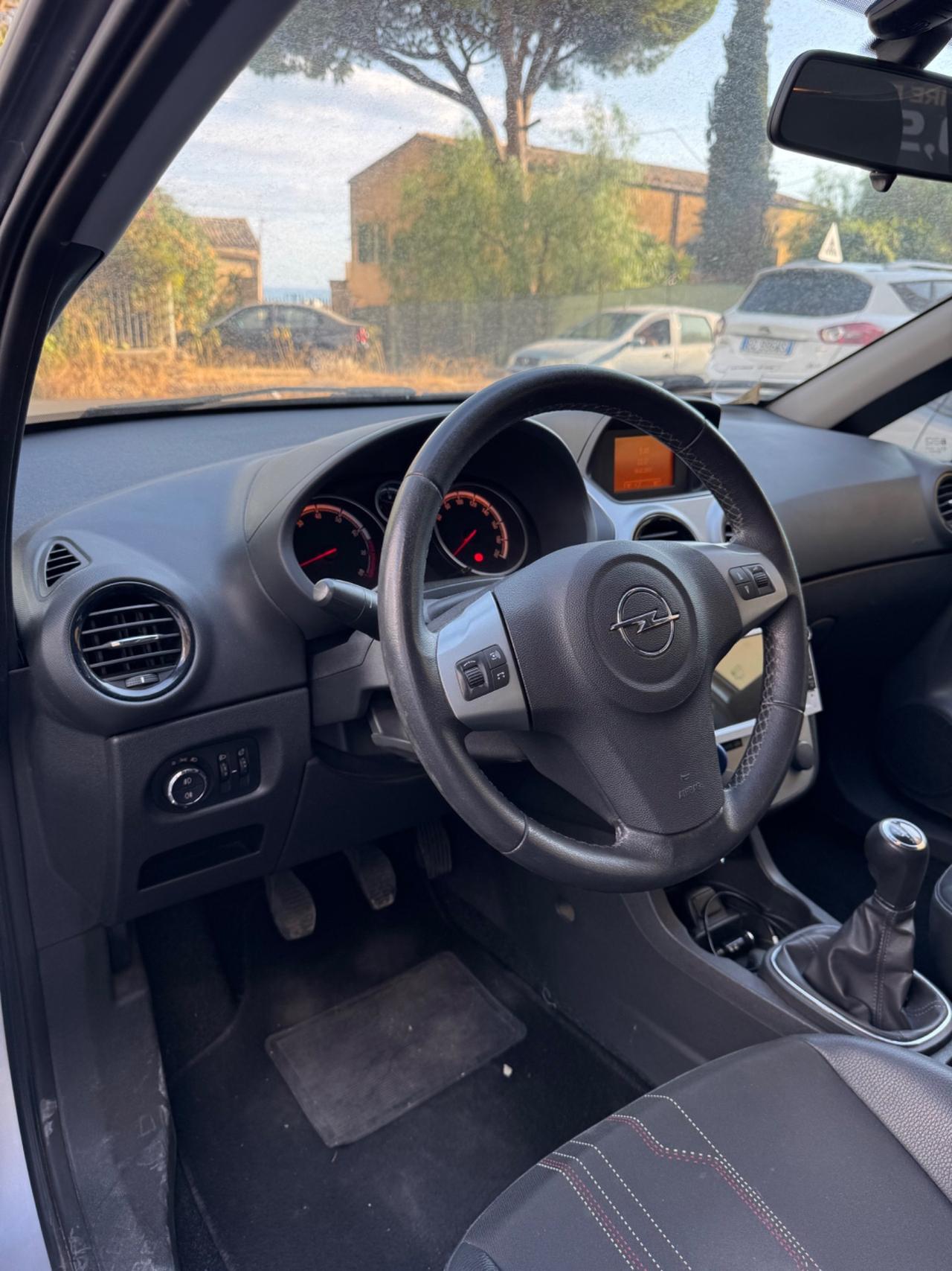 Opel Corsa 1.2 5 porte Edition