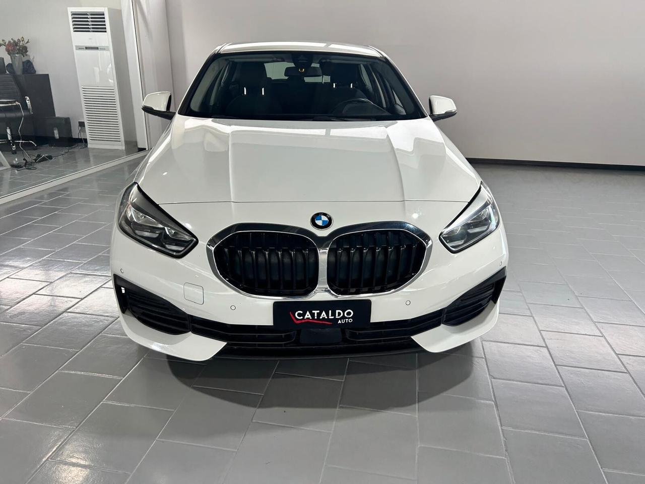 Bmw 116 116d 5p. Business Advantage