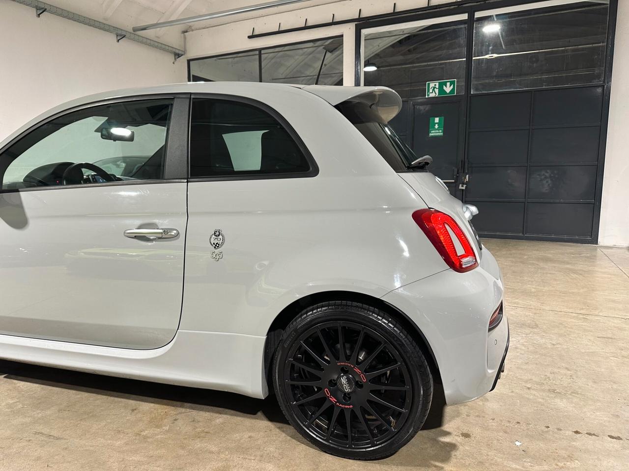 Abarth 595 1.4 Turbo T-Jet 165 CV Pista 70 - RECORD MONZA UNI PROP.