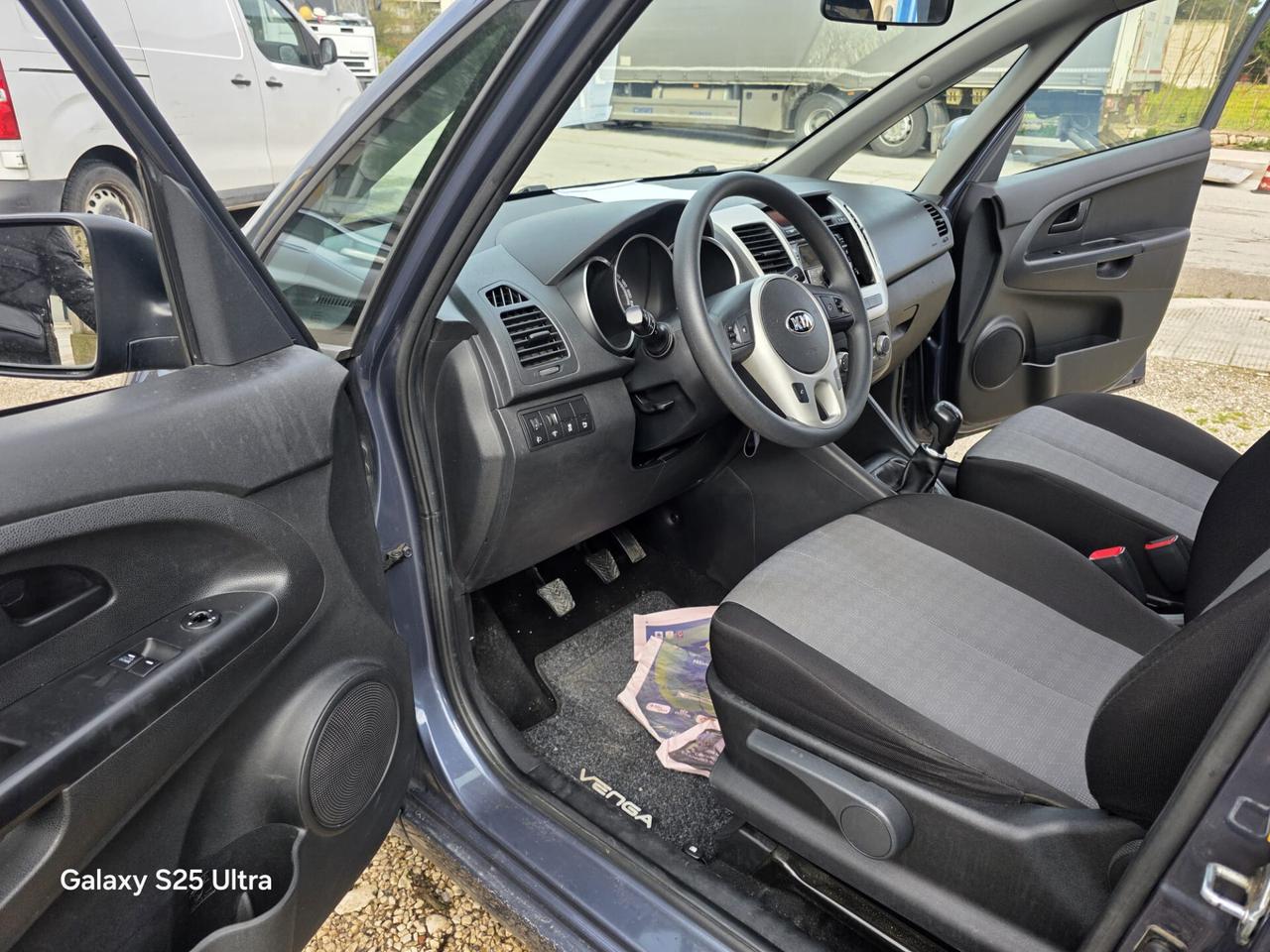 Kia Venga 1.4 EcoGPL Cool 10/2016 CRONO CASA MADRE