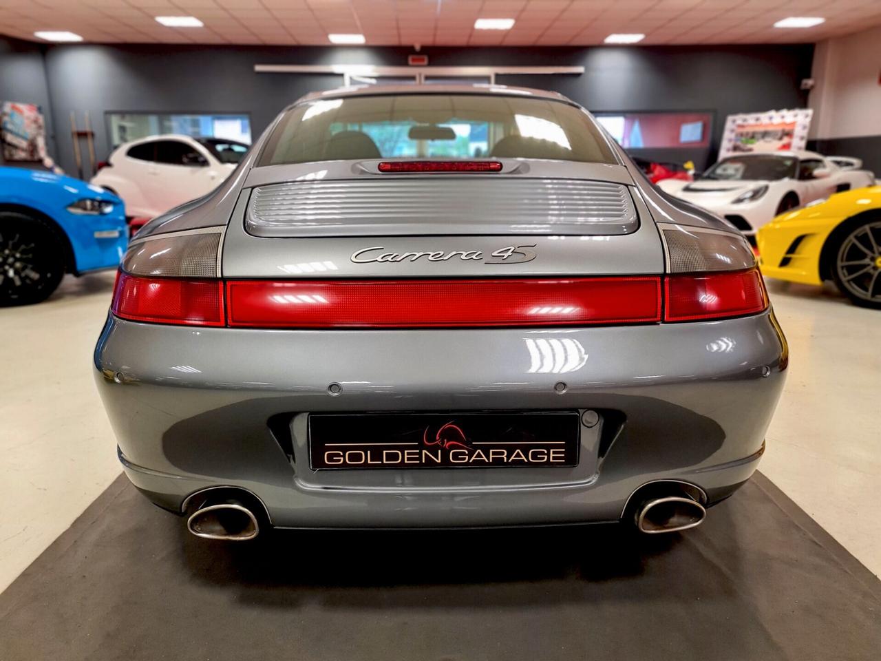 Porsche 911 Carrera 4S cat Coupé