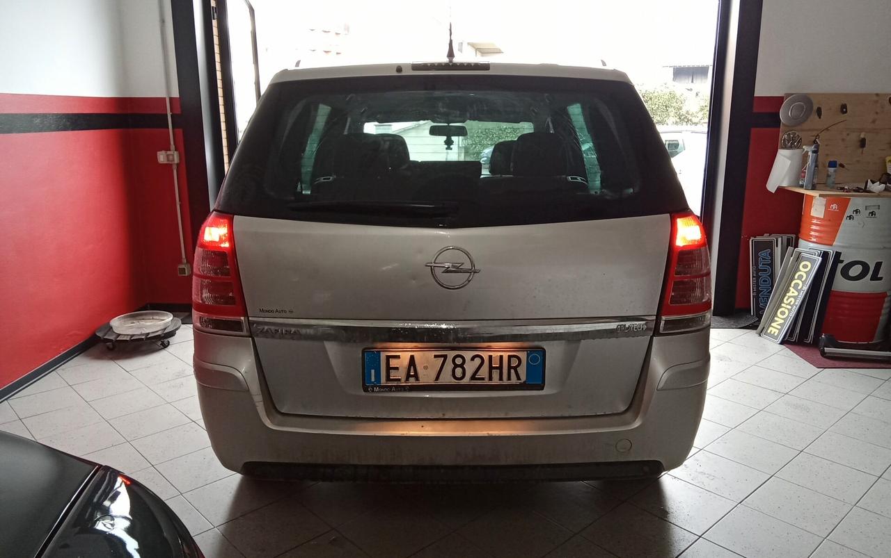 Opel Zafira 1.8 16V GPL-TECH Cosmo