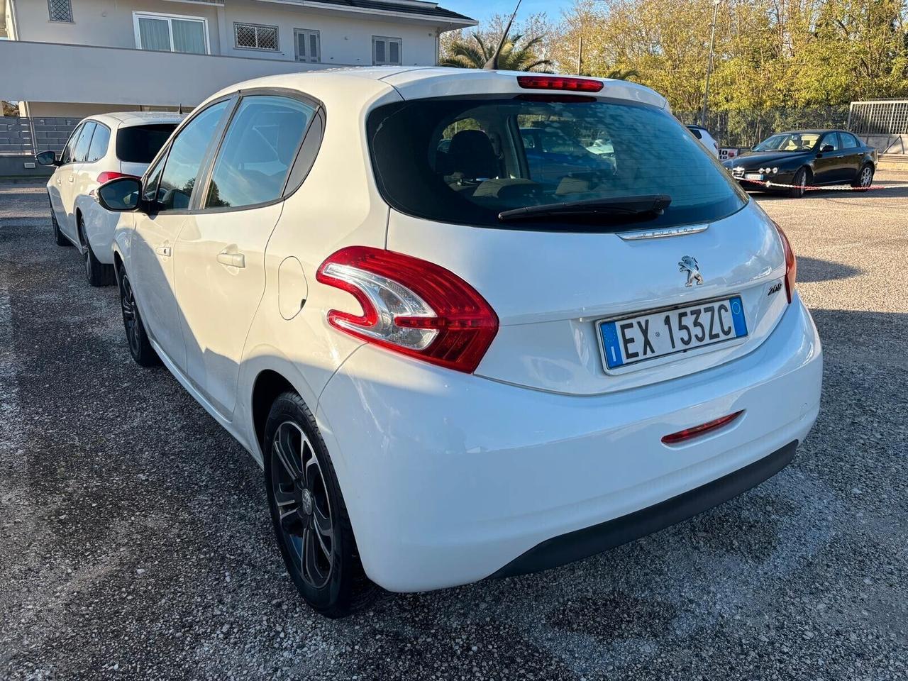 Peugeot 208 ALLURE 1.2 5 porte - 2014