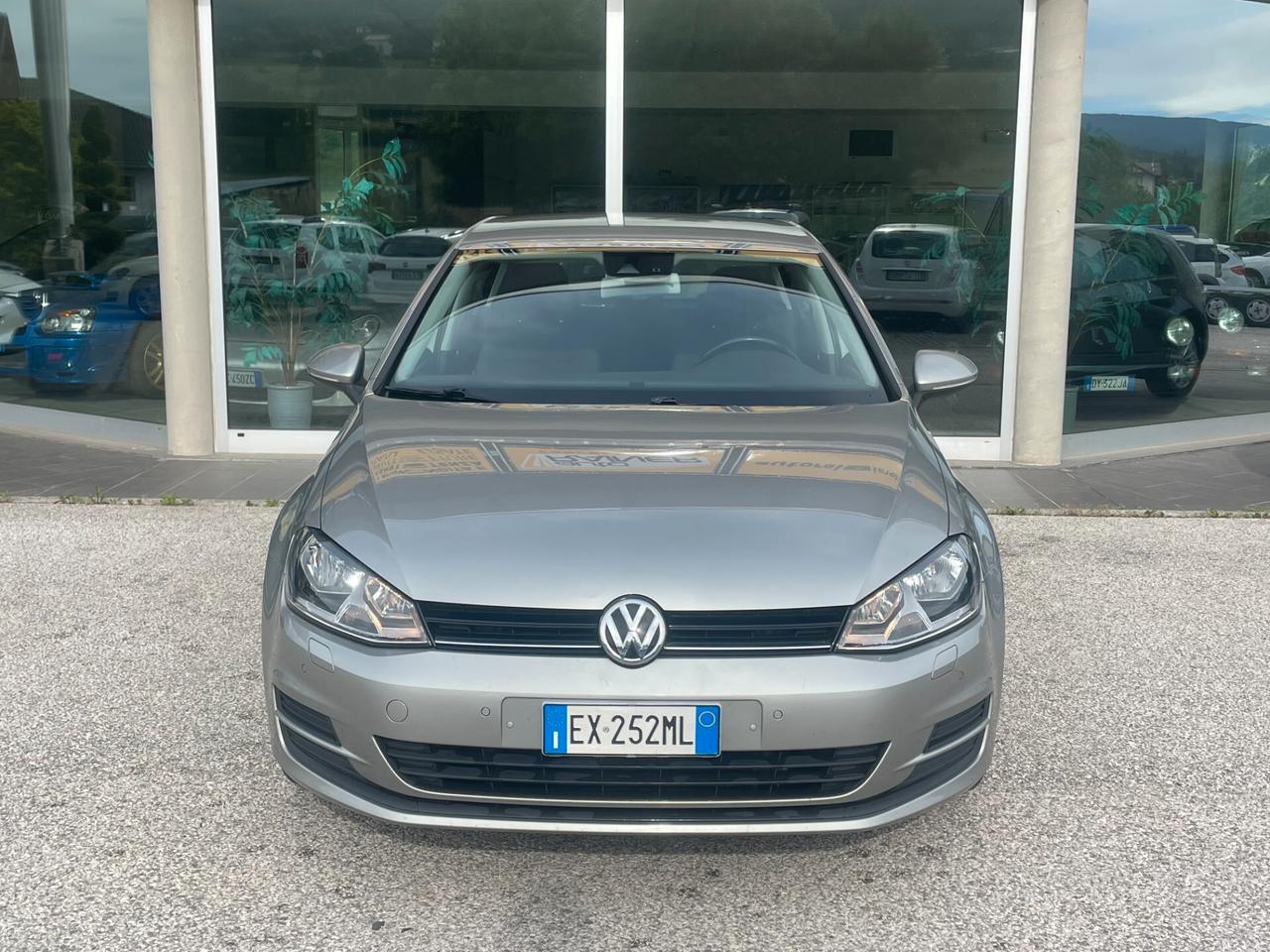 Volkswagen Golf 7 1.6 TDI 5p. Highline "SOLI 84.000 KM"