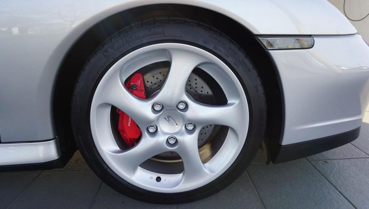 Porsche 911 Carrera 4S cat Coupé