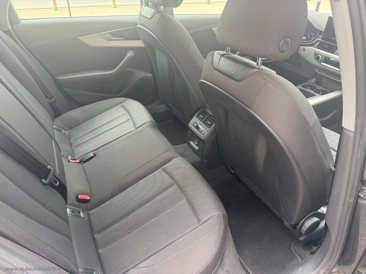 AUDI A4 Avant 30 TDI/136CV S tr. Business Adv RESTYLING ADVANCED