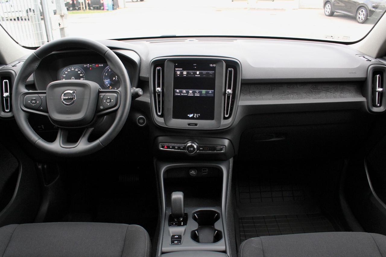 Volvo XC40 T2 automatico Essential