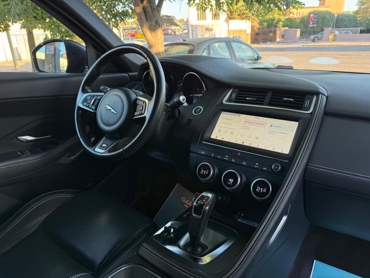 Jaguar E-Pace KM. 65.000! 2.0D 150 CV AWD aut. R Dynamic S