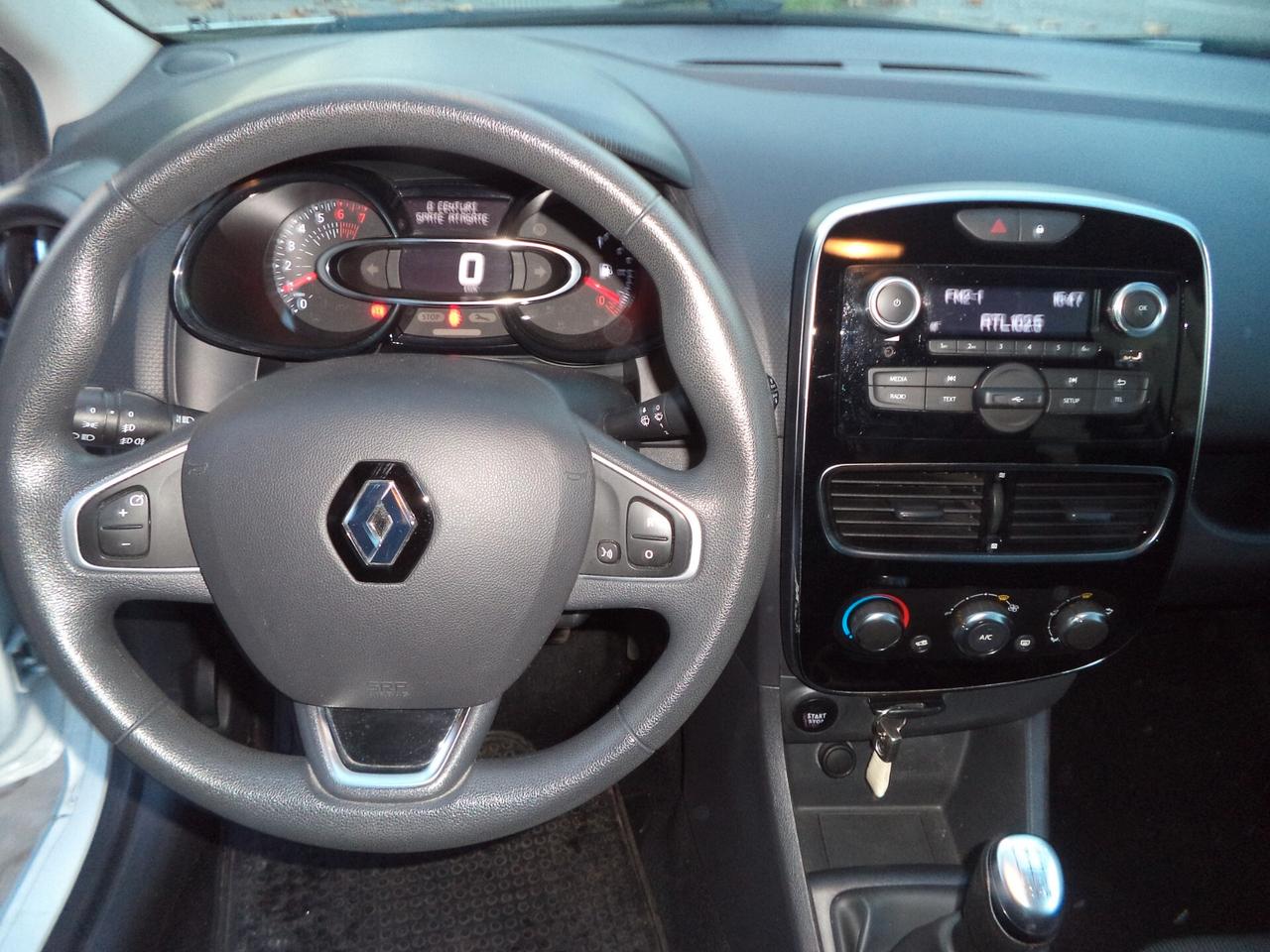Renault Clio TCe 12V 75 CV 5 porte Generation OK NEOPATENTATI