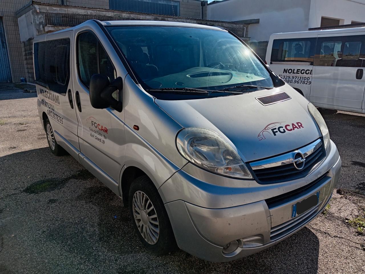 Opel Vivaro 27 2.0 CDTI PC-TN Combi 9 Posti
