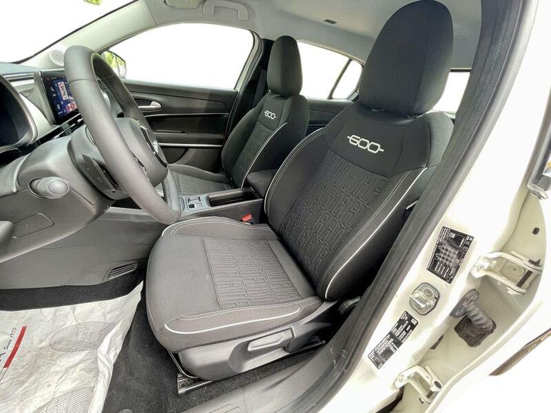 FIAT 600 1.2 hybrid 145cv auto - AZIENDALE