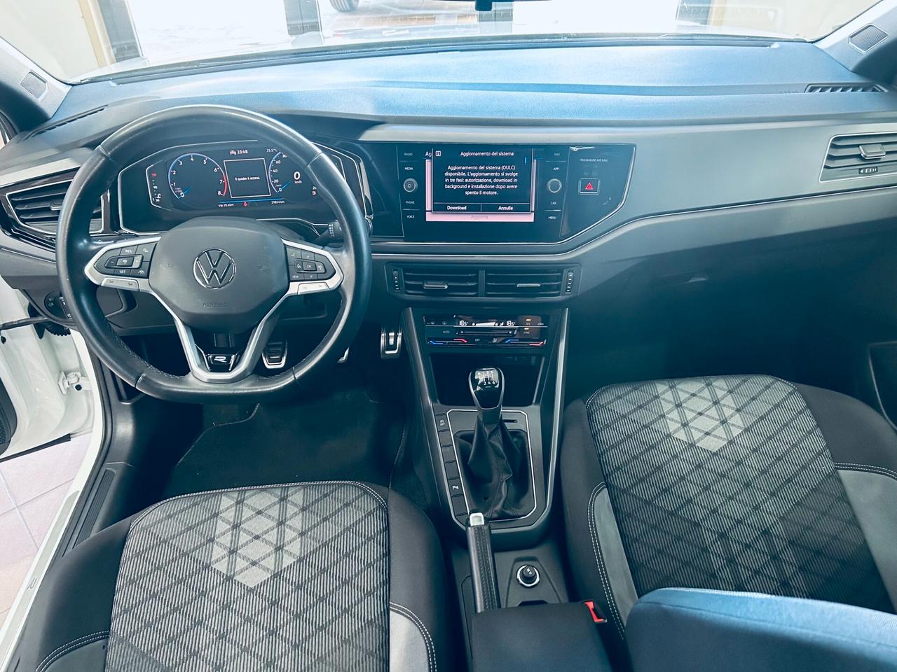 Volkswagen Taigo 1.0 TSI 110 CV R-Line
