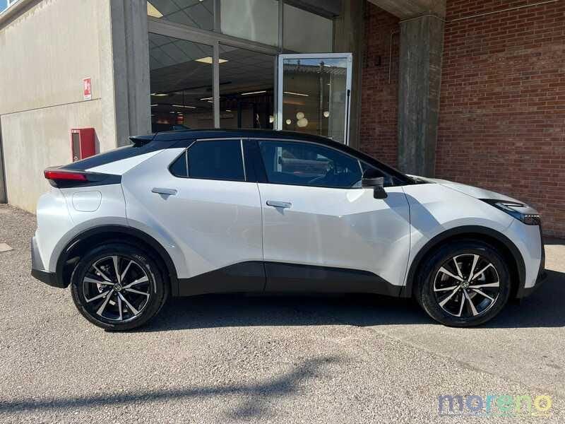 Toyota C-HR 2.0 phev Trend fwd e-cvt