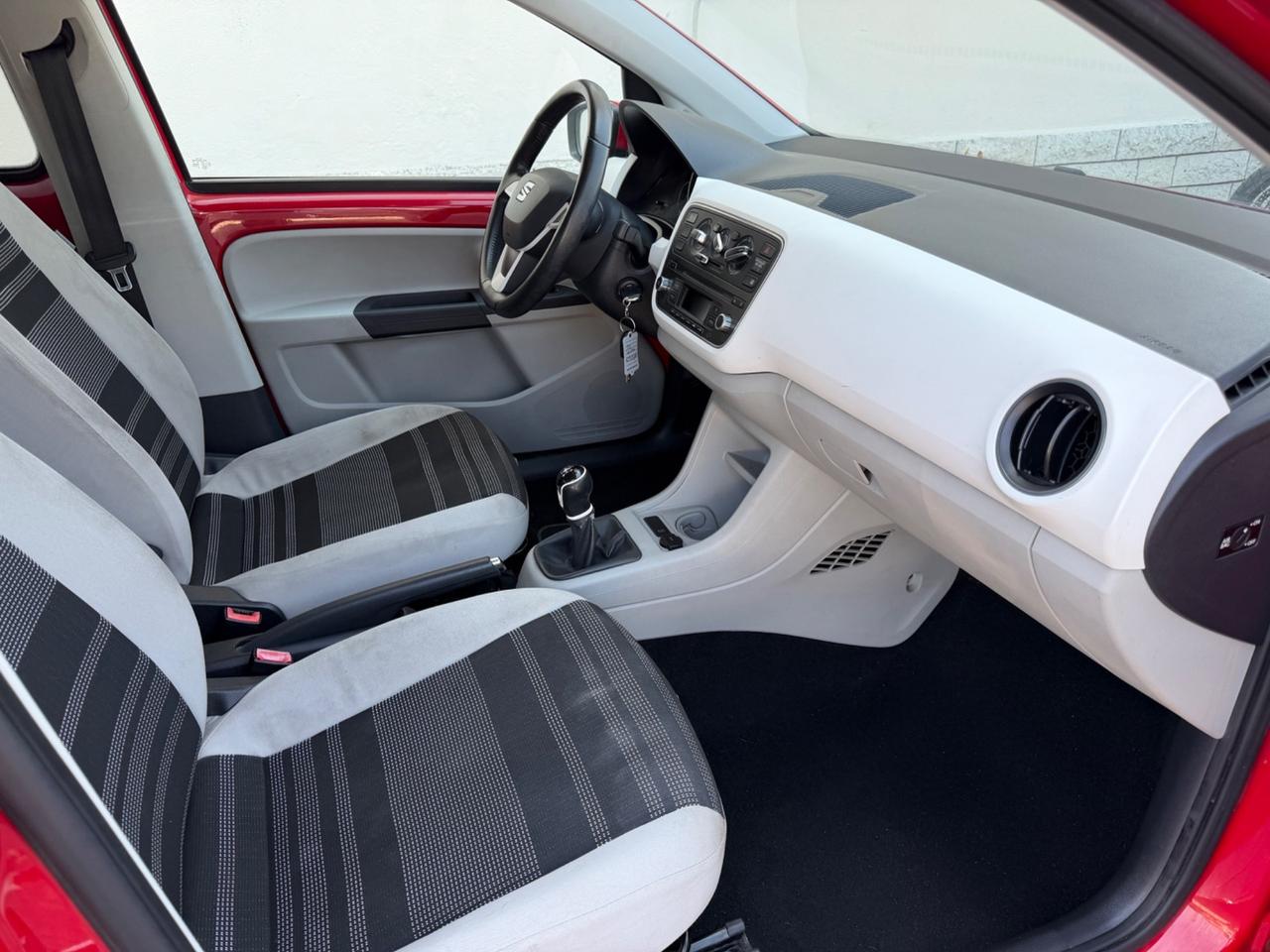Seat Mii 2015 1.0 68 CV 5 porte Chic Ecofuel OK NEOPATENTATI