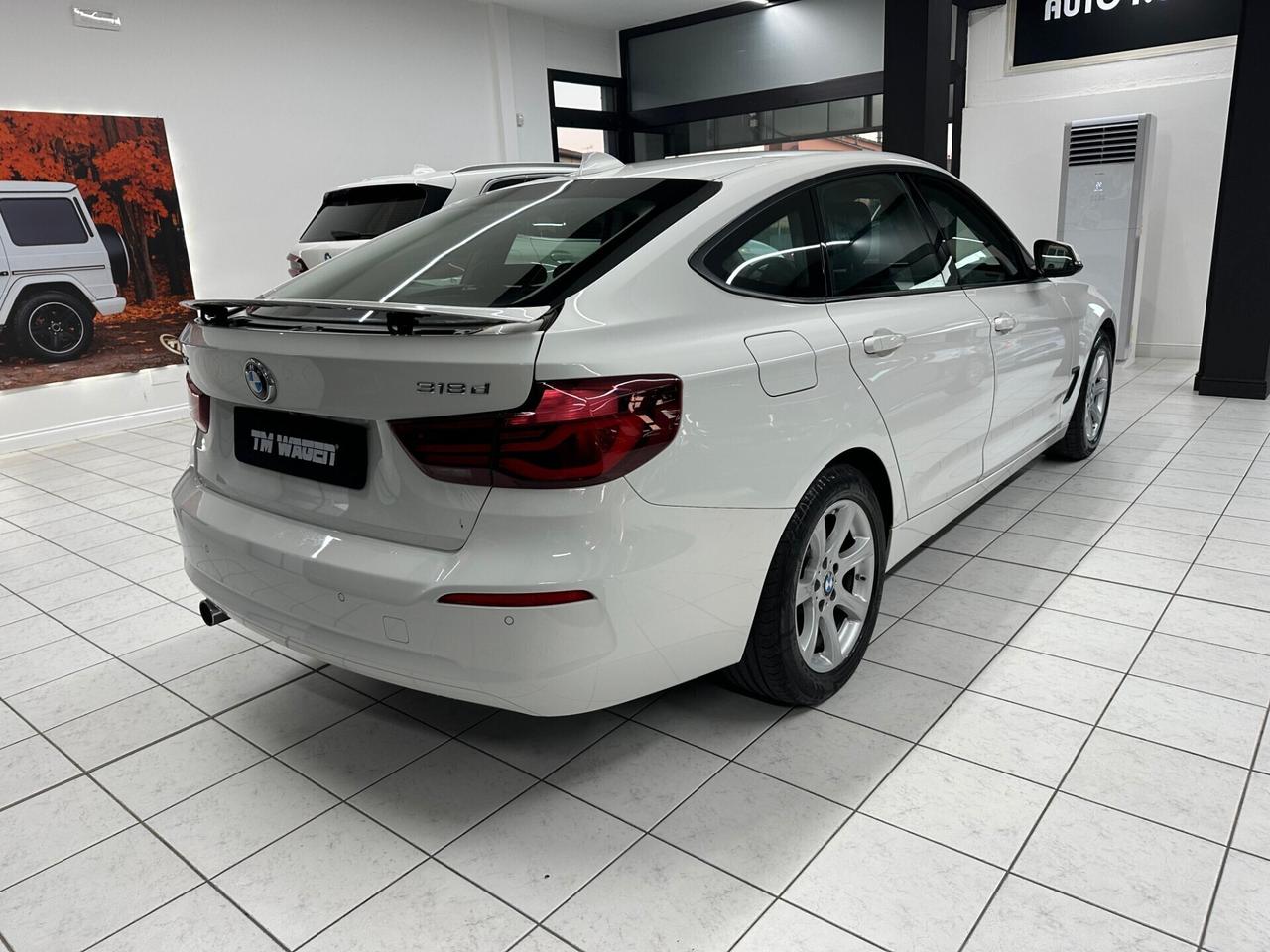 BMW 318 d Gran Turismo auto -IVA ESPOSTA