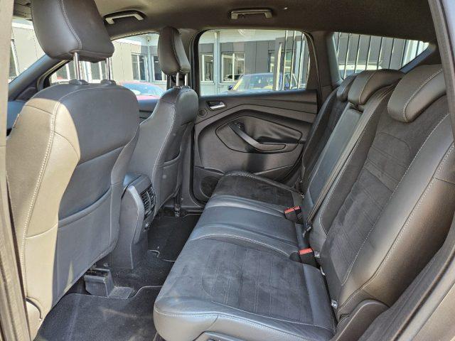 FORD Kuga 1.5 TDCI 120 CV S&S 2WD ST-Line