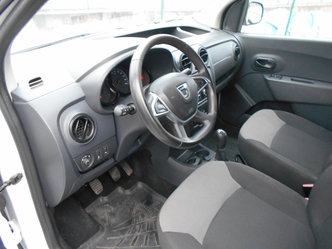 DACIA DOKKER 1.5 DCI 90 CV AUTOCARRO 2 POSTI