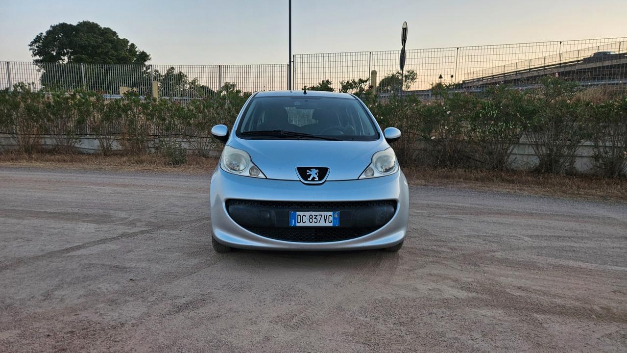 Peugeot 107 1.0 68CV 5p. Sweet Years