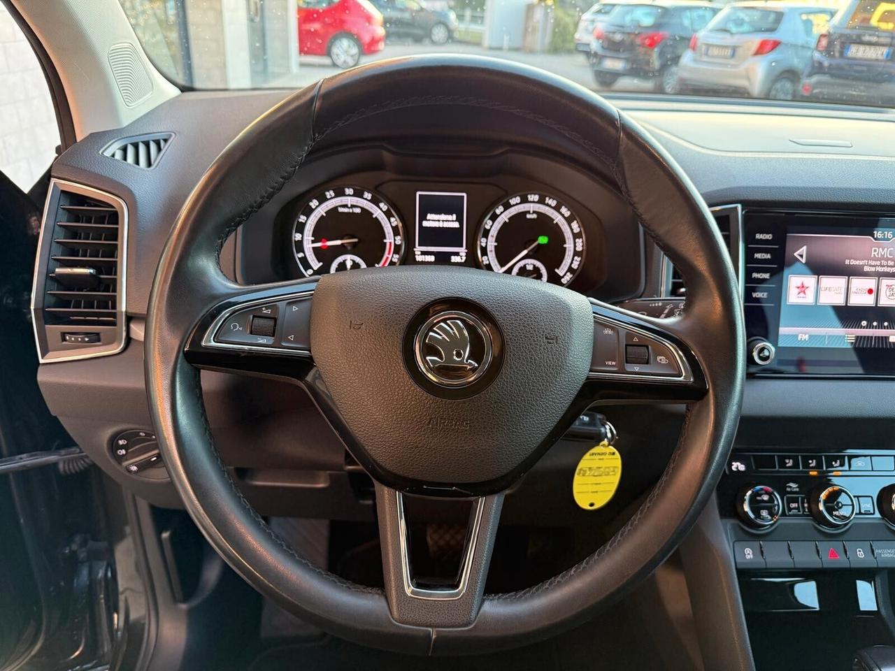 Skoda Karoq 1.6 Diesel Cambio Automatico Neopatentati