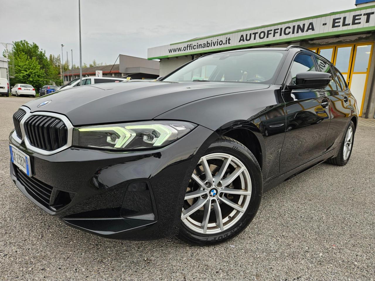 BMW 318 d Touring mhev 48V auto