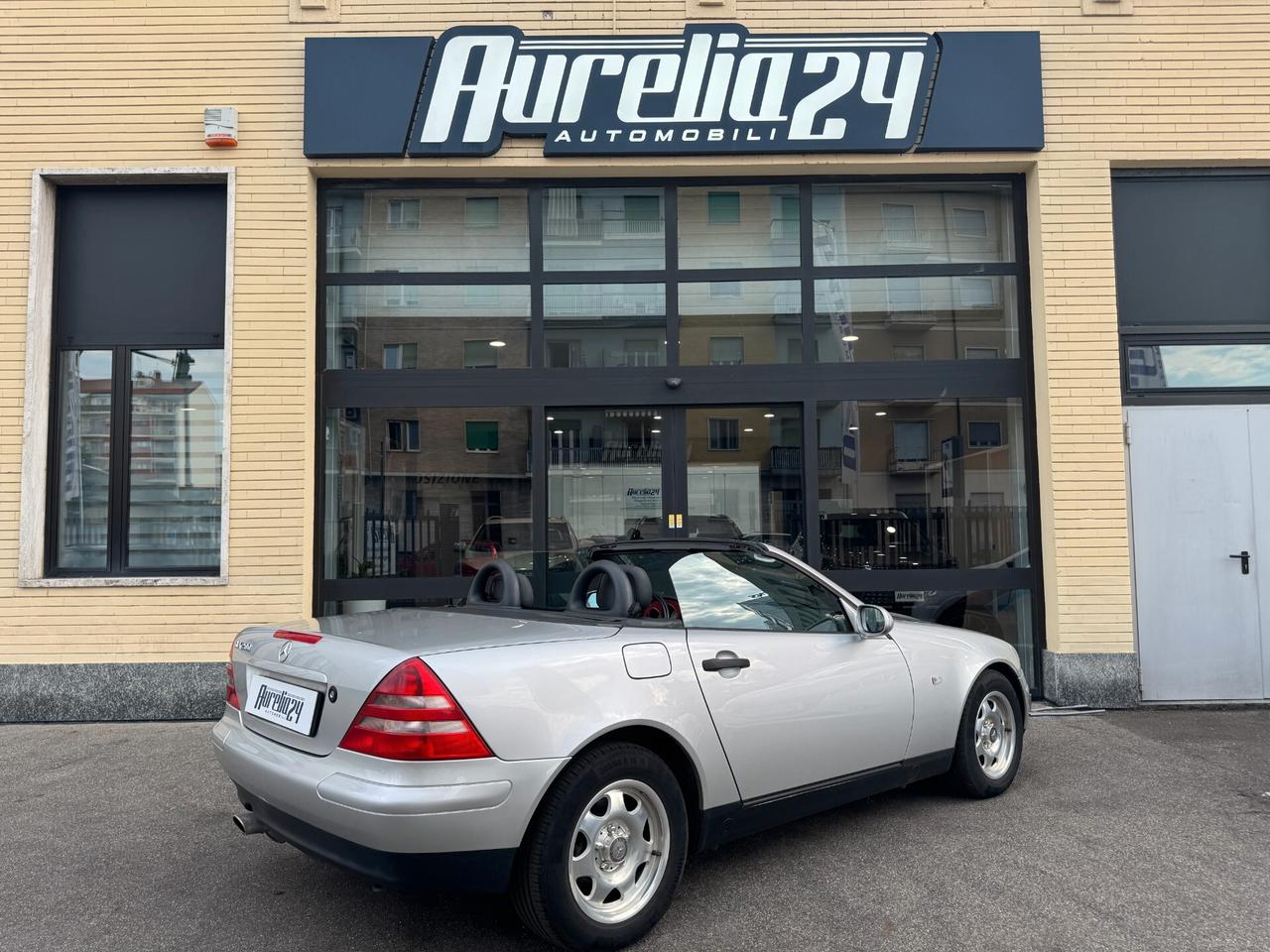 Mercedes-benz SLK 200