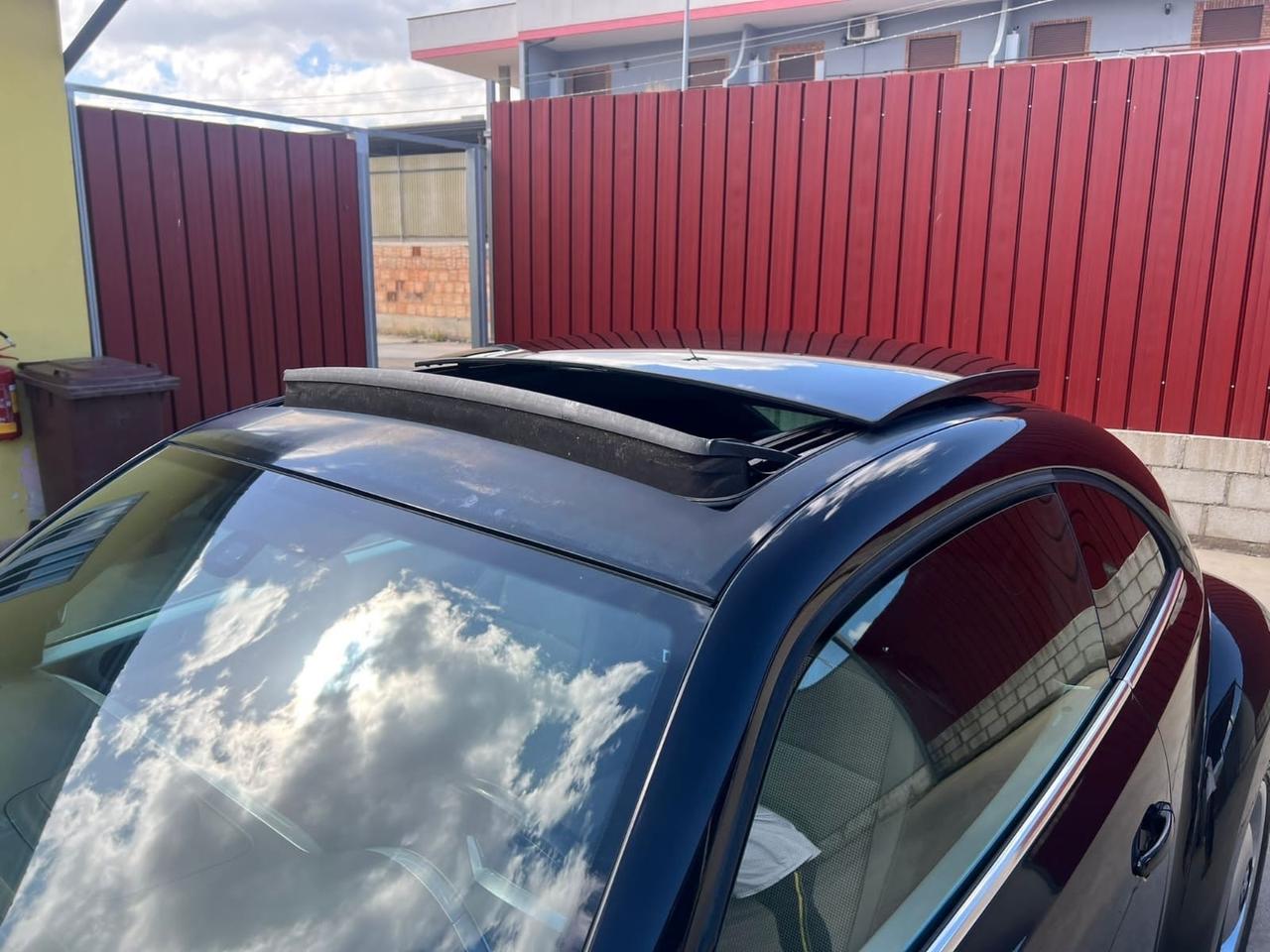 Volkswagen Maggiolino 2.0 TDI Fender Edition