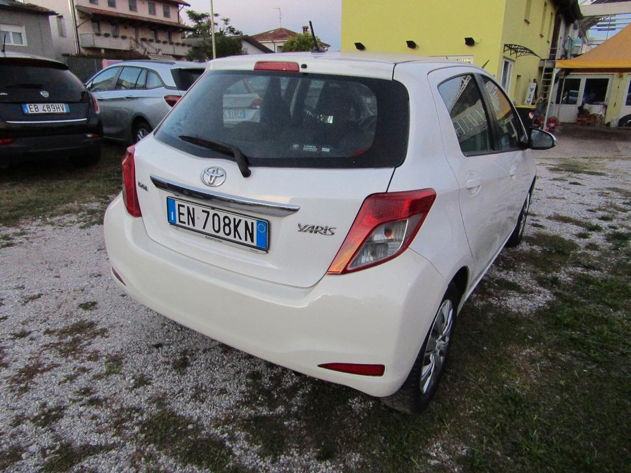 Toyota Yaris 1.0 5 porte uniproprietaria