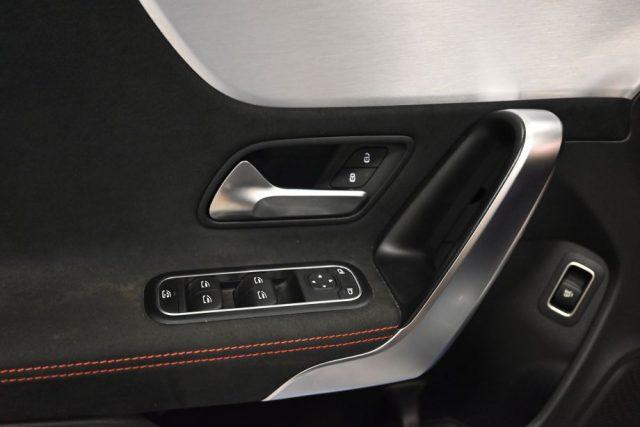 MERCEDES-BENZ CLA 35 AMG COUPE' 4MATIC AUTO 306CV BLACKEDITION PREMIUM FULL