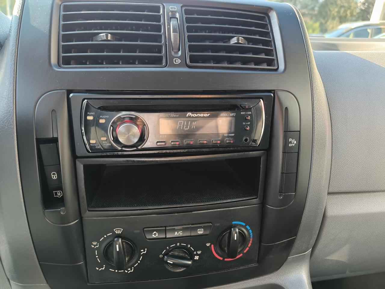Peugeot Expert 2.0 HDi 120CV *TETTO ALTO*