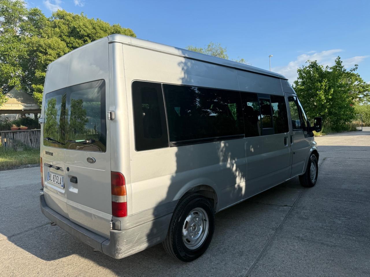 FORD TRANSIT TOURNEO 9 posti garanzia